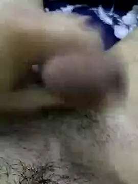 Snapshot of Zepe_12 chatting on October 19, 3:29 am Zepe 12 online show from October 19, 3:29 am