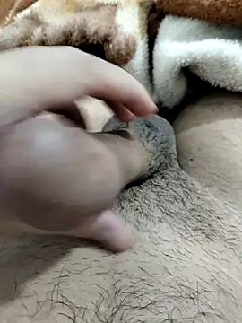 Snapshot of Zepe_12 chatting on February 16, 10:17 pm Zepe 12 online show from February 16, 10:17 pm