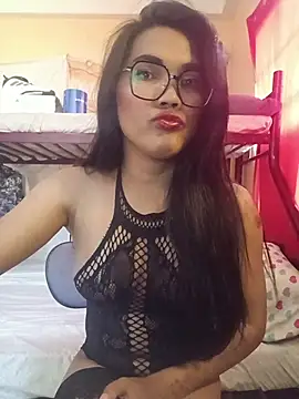 Snapshot of samanthasweetcock30 chatting on November 18, 4:17 am samanthasweetcock30 online show from November 18, 4:17 am