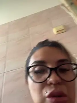 Snapshot of Princess-Jasmine07 chatting on May 28, 12:35 pm Princess-Jasmine07 online show from May 28, 12:35 pm