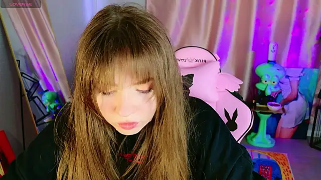 Moon  Bunny online show from May 3, 1:28 pm