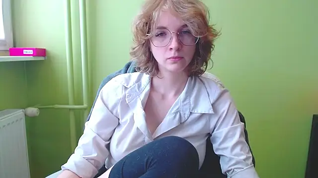 Snapshot of juicyPenny chatting on May 24, 6:29 am juicyPenny online show from May 24, 6:29 am