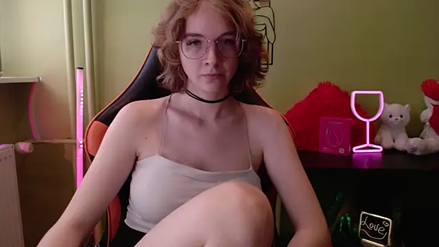 Snapshot of juicyPenny chatting on May 26, 8:21 am juicyPenny online show from May 26, 8:21 am