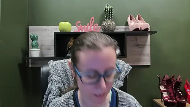 sweetxLizzy online show from February 5, 7:35 am