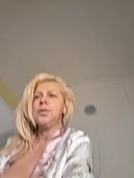 milfevapeccato online show from November 7, 1:38 am