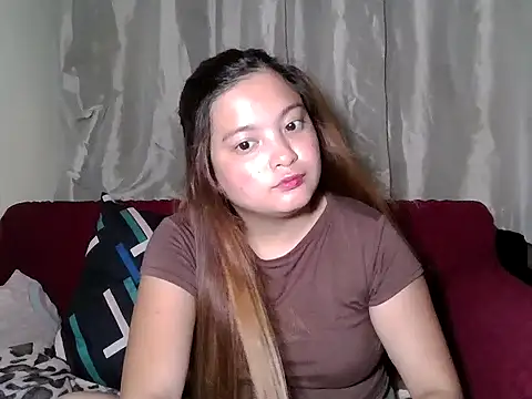 gwenn 2025 online show from March 29, 3:01 pm