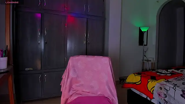 Snapshot of latingabby chatting on October 7, 10:51 pm latingabby online show from October 7, 10:51 pm