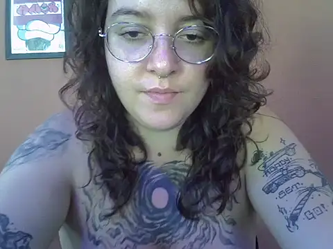 Snapshot of Blue_Liz chatting on December 2, 5:52 pm Blue Liz online show from December 2, 5:52 pm