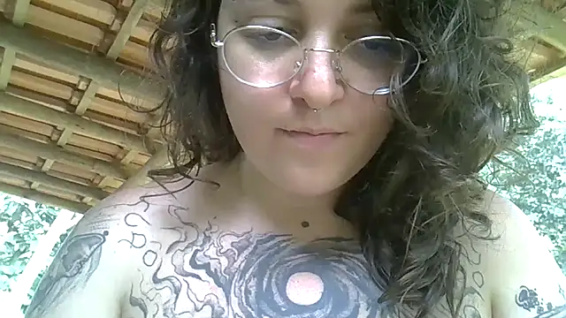 Snapshot of Blue_Liz chatting on December 3, 2:59 pm Blue Liz online show from December 3, 2:59 pm