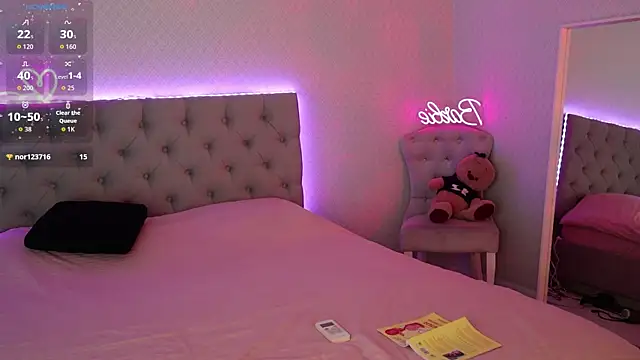 Katherinepinke online show from September 25, 10:08 am