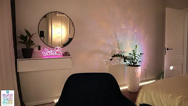 Katherinepinke online show from February 27, 6:19 pm