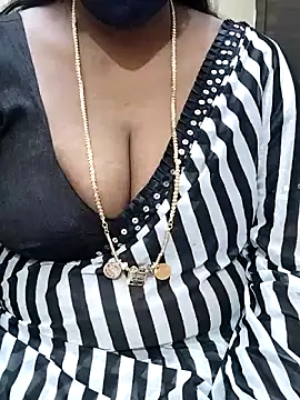 Snapshot of shobini chatting on November 11, 5:51 am shobini online show from November 11, 5:51 am