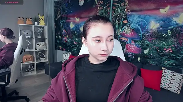 Snapshot of ClaraParks chatting on September 14, 6:07 pm ClaraParks online show from September 14, 6:07 pm