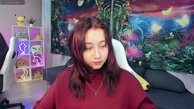 Snapshot of ClaraParks chatting on October 19, 6:19 pm ClaraParks online show from October 19, 6:19 pm