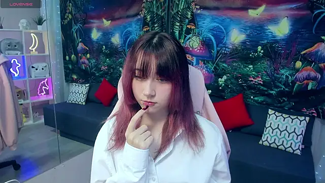 Snapshot of ClaraParks chatting on November 23, 6:41 pm ClaraParks online show from November 23, 6:41 pm