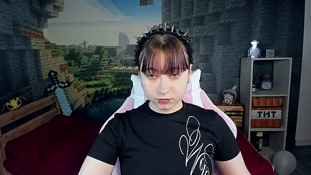 Snapshot of ClaraParks chatting on March 25, 6:25 pm ClaraParks online show from March 25, 6:25 pm