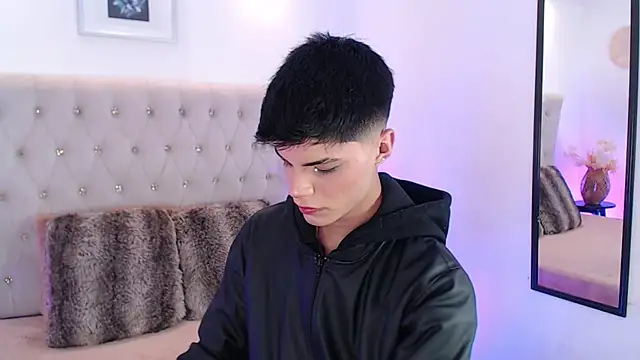 Snapshot of Dulcey_ chatting on November 6, 4:02 am Dulcey online show from November 6, 4:02 am