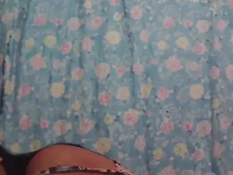 hotolivia34 online show from November 15, 10:12 am