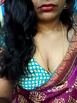 Snapshot of Dharshini_7 chatting on October 21, 6:30 pm Dharshini 7 online show from October 21, 6:30 pm