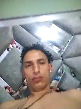 Snapshot of Dani22cmhot chatting on October 27, 11:03 am Dani22cmhot online show from October 27, 11:03 am