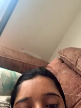 Snapshot of desitease chatting on October 27, 9:02 am desitease online show from October 27, 9:02 am