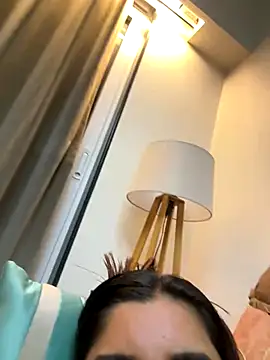 Snapshot of desitease chatting on November 10, 7:24 pm desitease online show from November 10, 7:24 pm