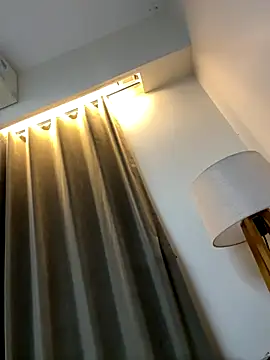 Snapshot of desitease chatting on December 15, 8:35 pm desitease online show from December 15, 8:35 pm