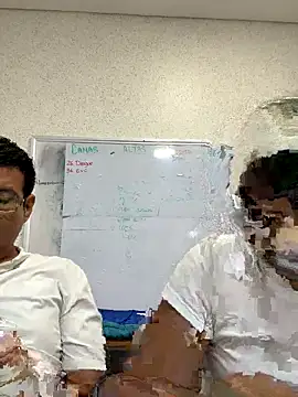 Snapshot of Daliz chatting on September 30, 1:21 am Daliz online show from September 30, 1:21 am