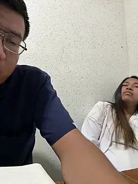 Snapshot of Daliz chatting on December 1, 7:02 am Daliz online show from December 1, 7:02 am