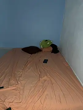 Snapshot of Daliz chatting on February 3, 12:09 am Daliz online show from February 3, 12:09 am