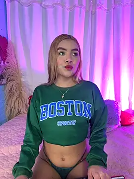 Snapshot of Miaa_rosses3 chatting on October 23, 8:18 pm Miaa rosses3 online show from October 23, 8:18 pm