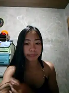 SweetMissPinay18 online show from May 20, 7:20 pm