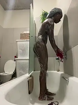 prettydollyy online show from February 25, 8:40 pm