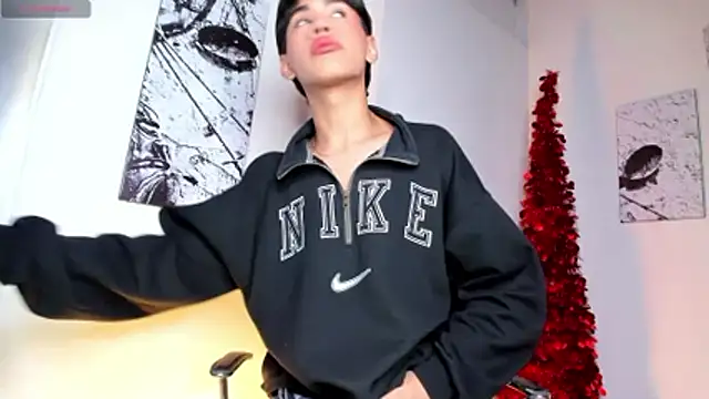 Snapshot of Jim_twink chatting on December 17, 7:42 pm Jim twink online show from December 17, 7:42 pm