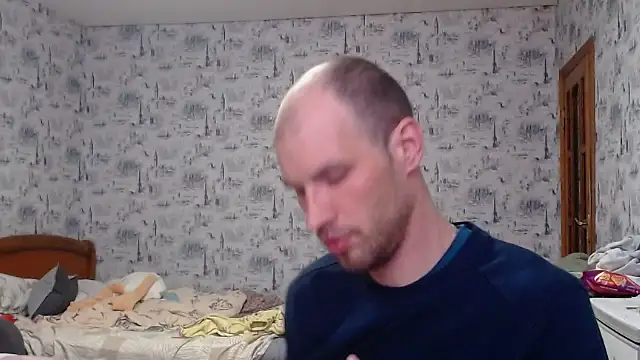 hangryf online show from December 4, 11:30 am