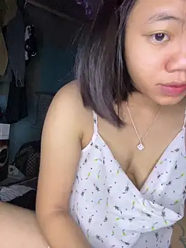 Snapshot of NinaChu chatting on September 17, 3:35 pm NinaChu online show from September 17, 3:35 pm