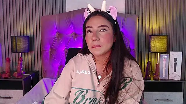 Snapshot of Bonnali_lune chatting on October 21, 10:32 pm Bonnali lune online show from October 21, 10:32 pm