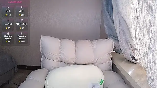 Coco--01 online show from July 29, 2:21 am