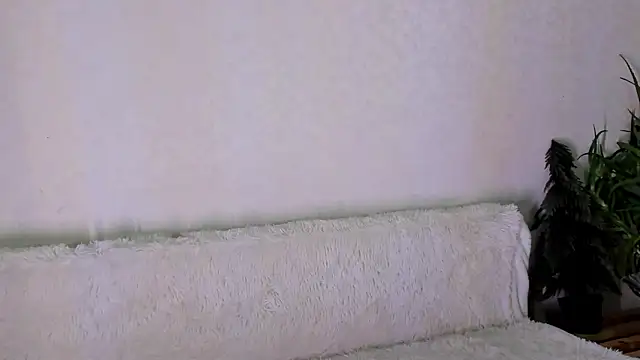 Snapshot of thief_of_hearts chatting on November 25, 10:26 am thief of hearts online show from November 25, 10:26 am