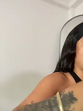 JuanitaMore01 online show from February 13, 9:33 pm