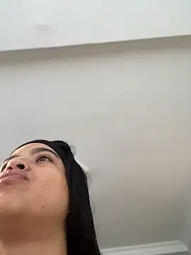 JuanitaMore01 online show from March 7, 11:02 pm