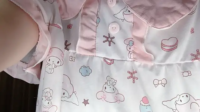 EnEn xiaobao online show from November 14, 4:17 pm