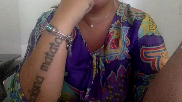 LaReginaNera online show from July 22, 9:01 am