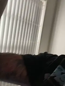 Snapshot of pnwzo chatting on November 2, 10:56 pm pnwzo online show from November 2, 10:56 pm