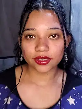 Snapshot of Violethroos chatting on October 31, 2:34 am Violethroos online show from October 31, 2:34 am