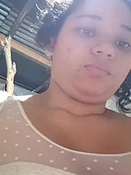 Snapshot of Violethroos chatting on November 14, 3:16 am Violethroos online show from November 14, 3:16 am