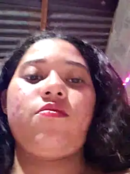 Snapshot of Violethroos chatting on November 19, 4:12 am Violethroos online show from November 19, 4:12 am