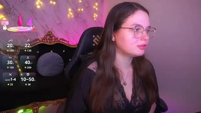 Snapshot of SophieDreamss chatting on January 10, 2:41 pm SophieDreamss online show from January 10, 2:41 pm