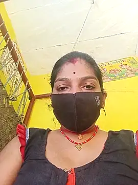 Snapshot of Samiya-143 chatting on February 13, 9:05 am Samiya-143 online show from February 13, 9:05 am