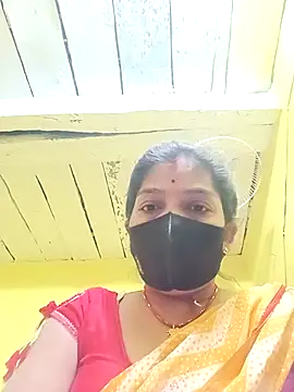 Snapshot of Samiya-143 chatting on February 17, 7:49 am Samiya-143 online show from February 17, 7:49 am
